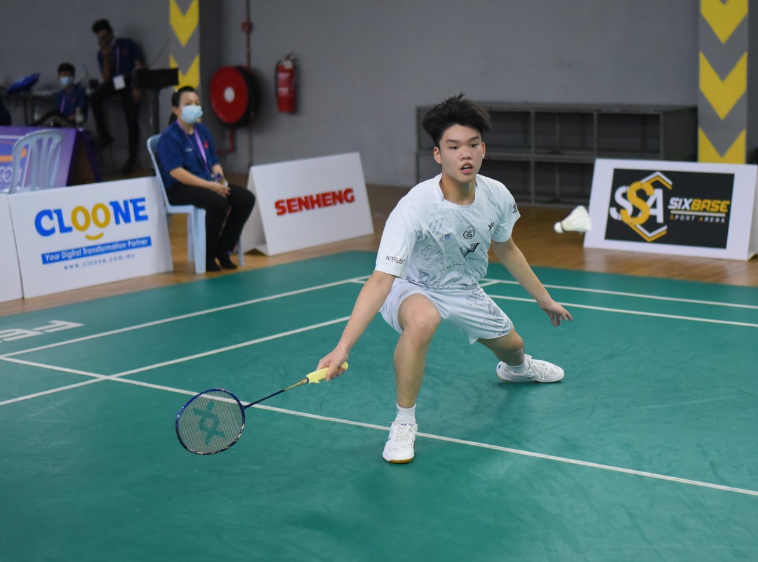 Huan Kai Hern had to dig deep into his reserve by rallying past his opponent with a 3-1 victory, barely overcoming an upset. - Malaysia Purple League pic