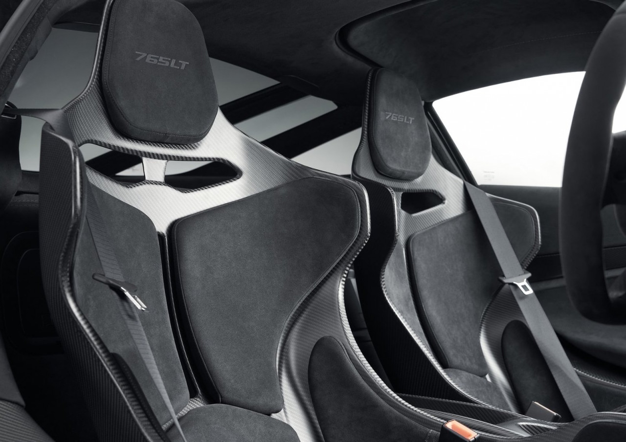 The carbon fibre racing seats in the McLaren 765LT. – Daniel Fernandez pic, September 25, 2020