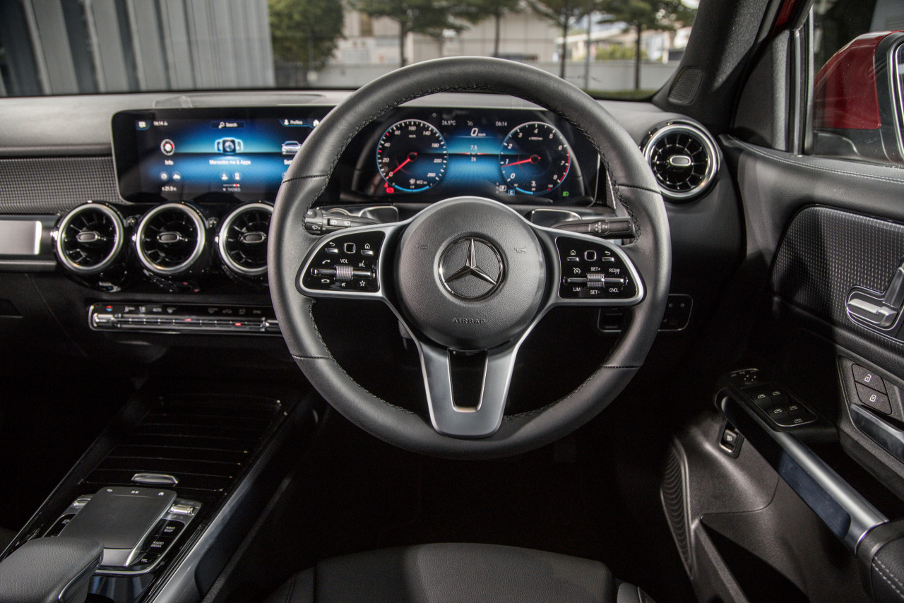 This GLB is equipped with MBUX (Mercedes-Benz User Experience). – Daniel Fernandez pic, September 23, 2020