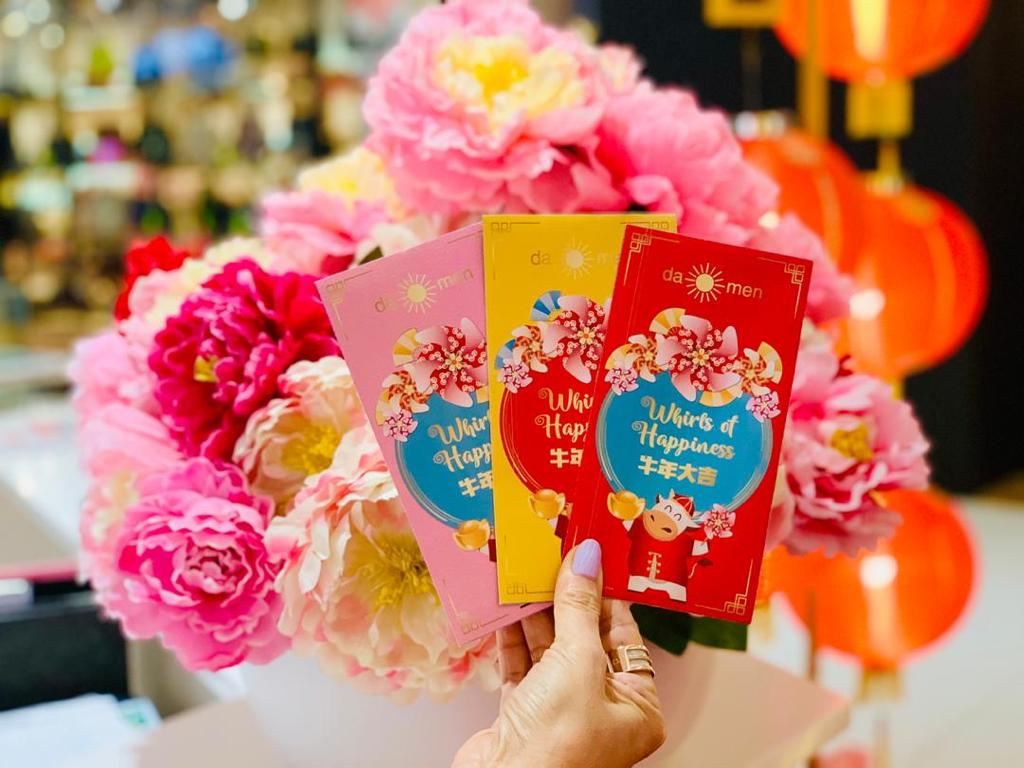 Redeem exclusive Da Men USJ angpow packets. - Pic courtesy of Pavilion REIT Malls