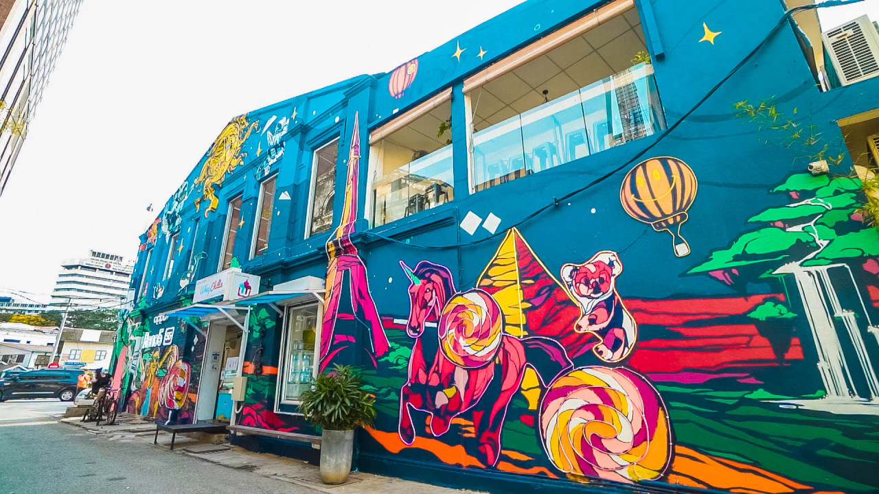 The mural during the daytime when the colours still pop. – Pic courtesy of Oppo
