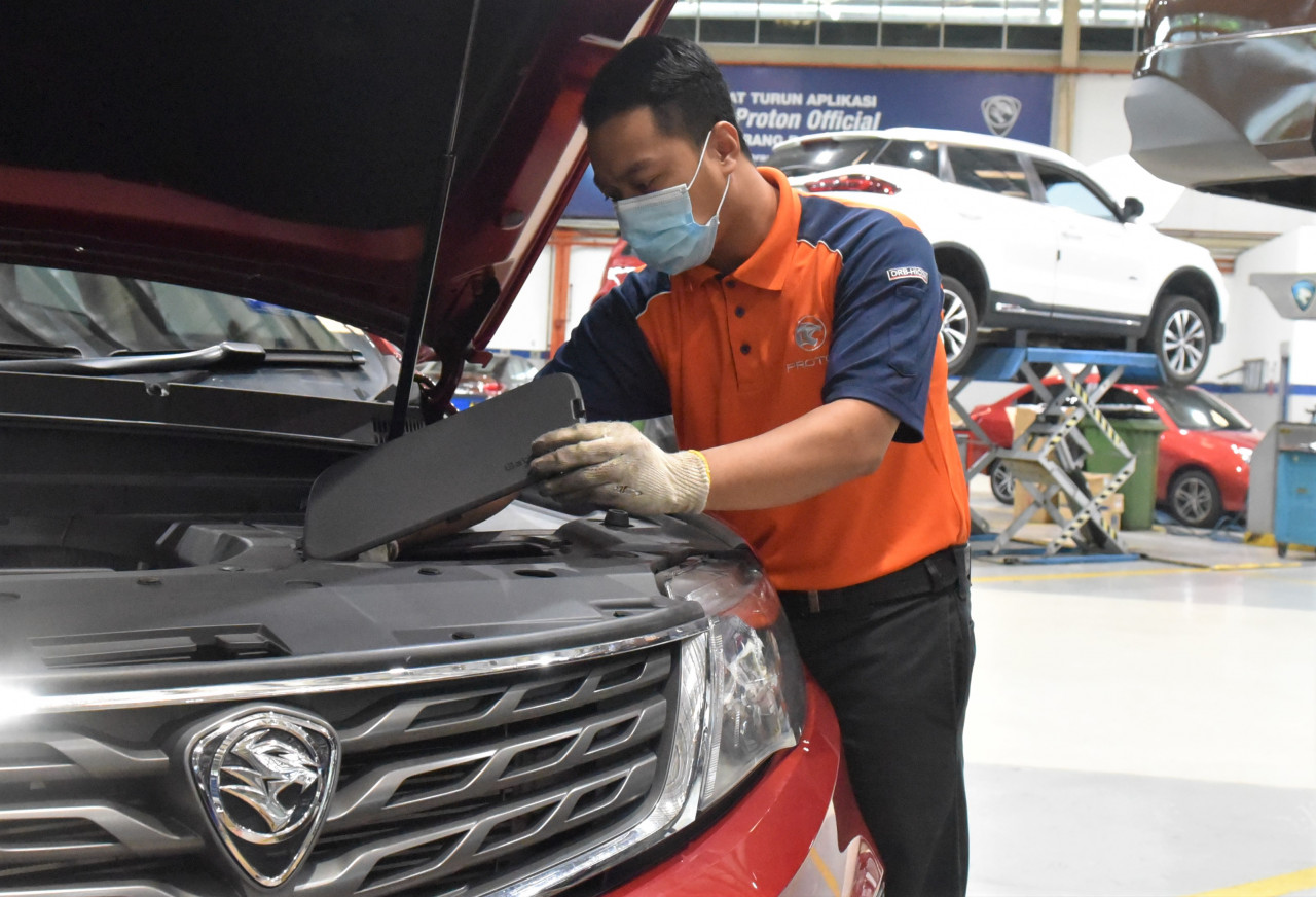 The Vibes | Motoring | Proton and Perodua fight for the ...