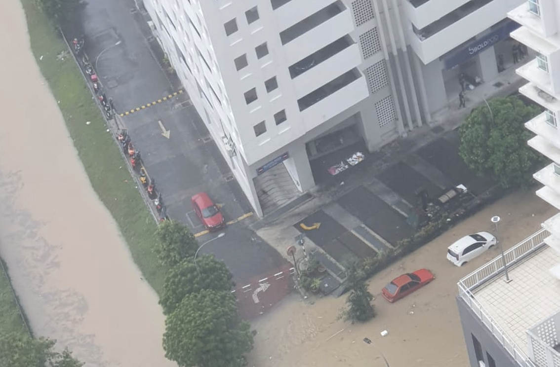 Tan Siew Yi says he was at IPC when his housemate informed him that Shah Alam was flooded and he had to find shelter elsewhere as going back to their hostel was not an option. – Pic courtesy of Tan Siew Yi, January 2, 2022
