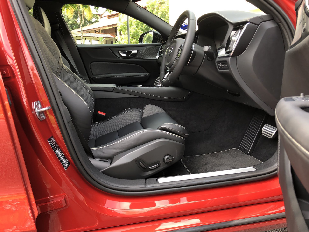 Comfortable driver's seat. – Daniel Fernandez pic, October 7, 2020