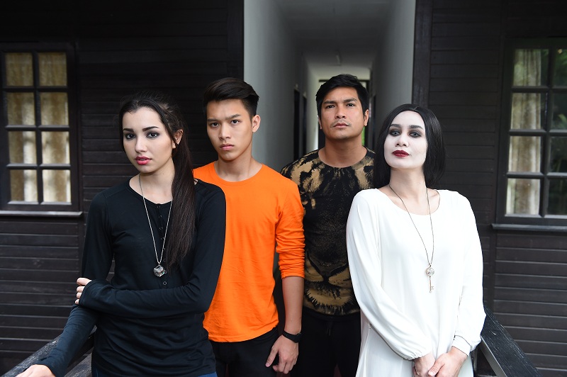 (From left) Amelia Henderson, Sean Lee, Keith Foo and Marsha Londoh. – Pic courtesy of TV3 Malaysia