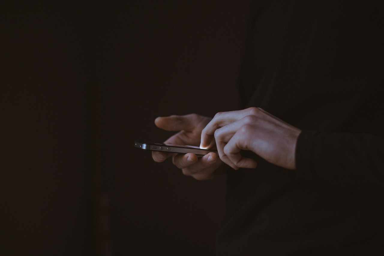 The pandemic has turned the writer into a phone addict. – Pixabay pic