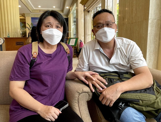 Bernama on September 4 reported Chee Kong, 50, and his 45-year-old wife going to Bangkok to search for their missing eldest son. However, when they arrived in Bangkok on August 30 and were scheduled to go to Mae Sot the next day to meet their son who was said to be ill and receiving treatment at Mae Sot Hospital, they were informed that Zhen Feng had already died on May 11. – Bernama pic, September 13, 2022