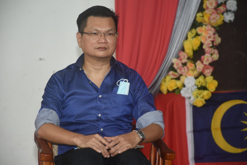 Universiti Malaysia Sabah political analyst Lee Kuok Tiung says Tongod, Pitas and Telupid consistently experience traffic congestion, as they are connected to major townships in the east coast such as Sandakan, Lahad Datu and Tawau. – The Vibes file pic, May 18, 2022