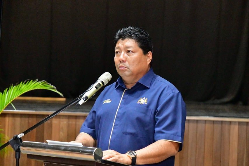 Asked on when he would decide on his candidacy, former Johor Bersatu chief Mazlan Bujang says he would make a surprise on nomination day. – Mazlan Bujang Facebook pic, February 18, 2022