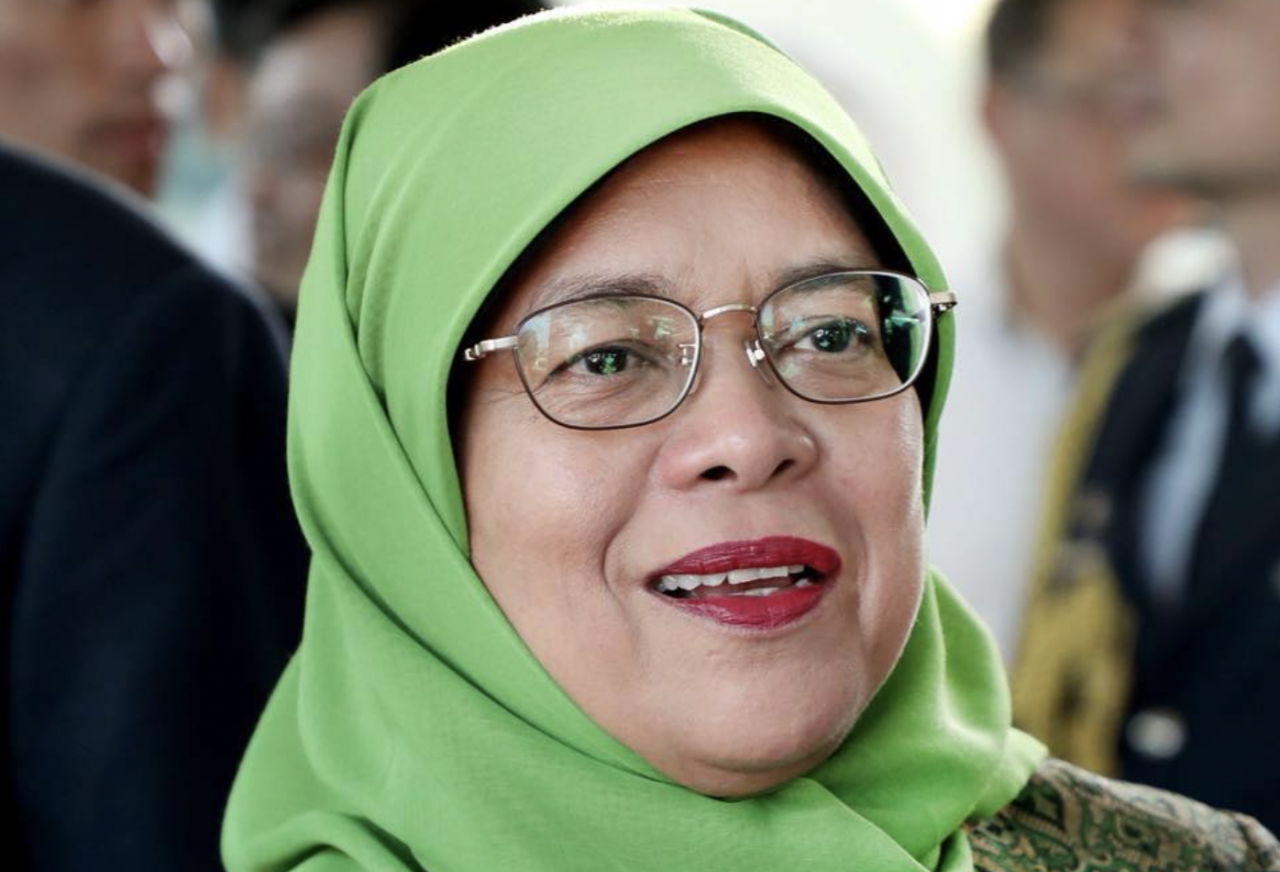 Singapore President Halimah Yacob’s decision to order the reprieve to two death row inmates, Malaysian Pausi Jefridin and Singaporean Roslan Bakar, was done in accordance with Article 22P(1) of the republic's constitution and Section 313(h) of its Criminal Procedure Code. – Ministry of Communications and Information Singapore pic, February 17, 2022