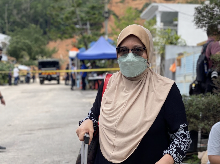 Housewife Hamidah Husin, who lives just three houses away from the landslide site, reveals that her husband had also lodged a report on minor landslides that have occurred with the Ampang Jaya Municipal Council before this, but no actions were taken. – ISABELLE LEONG/The Vibes pic, March 11, 2022