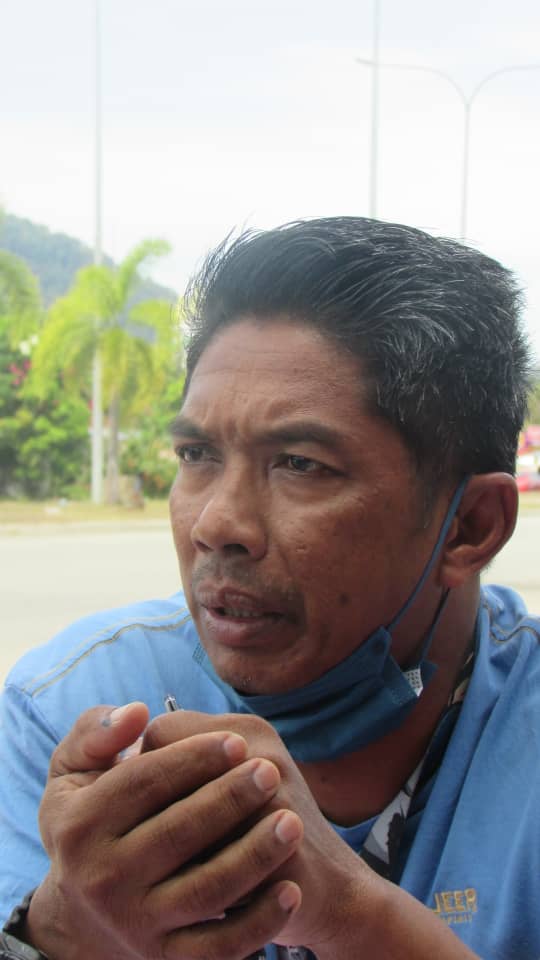 Sg Kelibang fishermen community head Zulkifli Che Hasin hopes that authorities will heed the warnings and the plight of the fishermen here. – IAN MCINTYRE/The Vibes pic, January 17, 2022