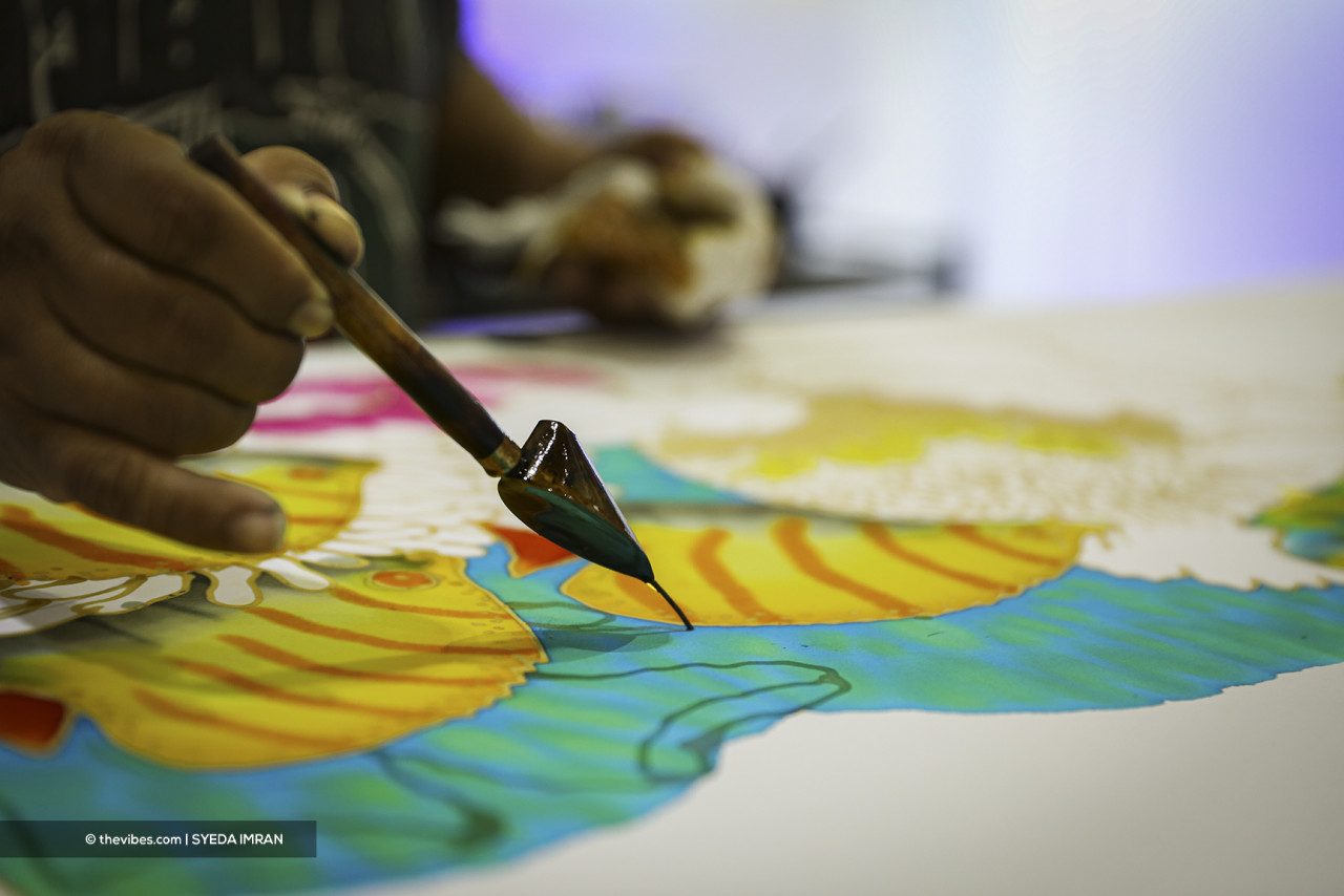 Live batik art where visitors of the event can enjoy. – SYEDA IMRAN/The Vibes pic