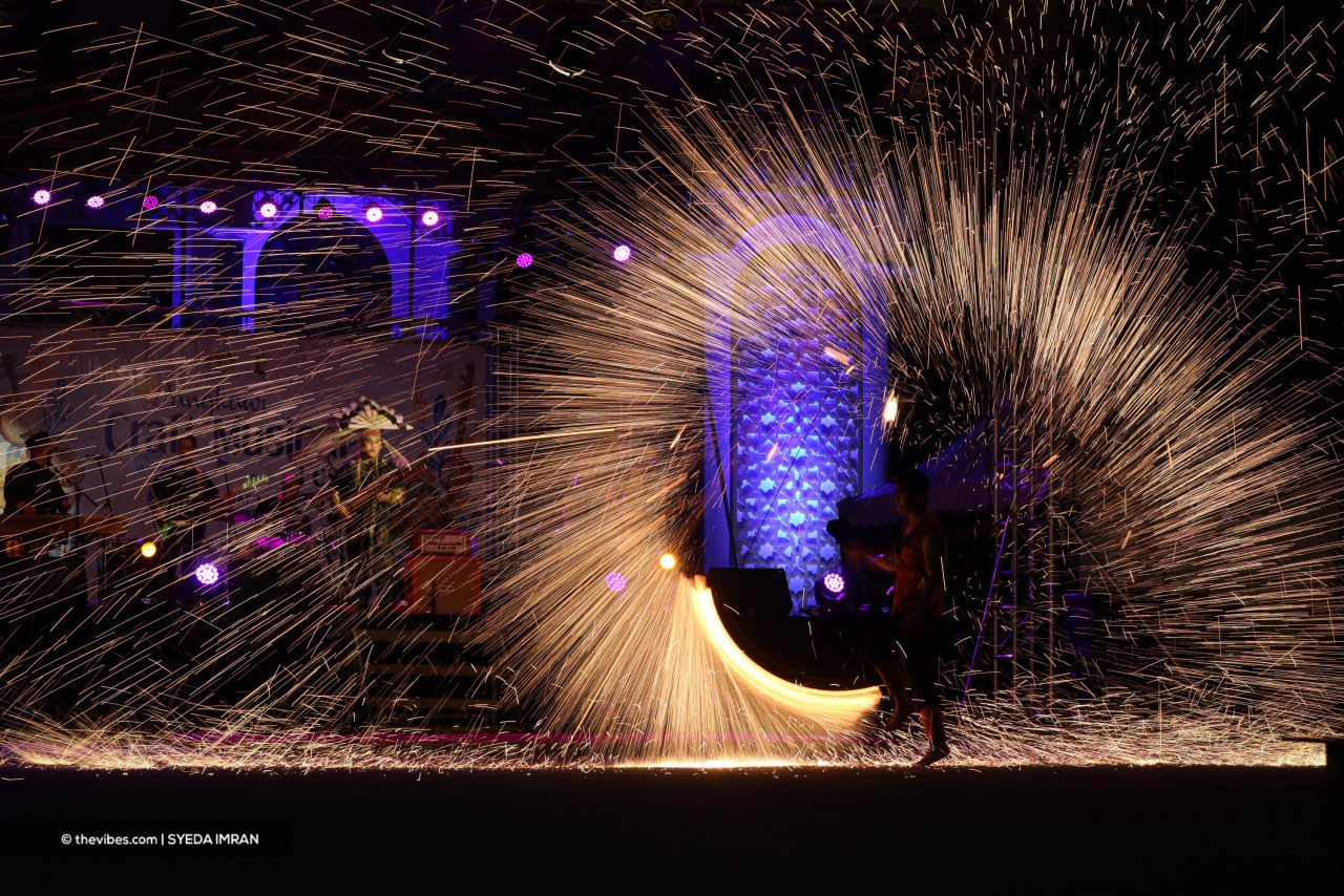 Fireworks show during the launch event of Langkawi Craft Musical Fest 2021 at the Langkawi Crafts Complex in Teluk Yu. – SYEDA IMRAN/The Vibes pic