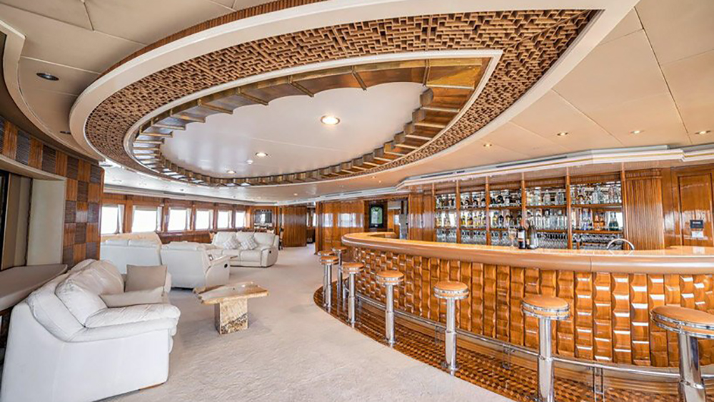 The bar and lounge. – Raffles Yacht Group pic
