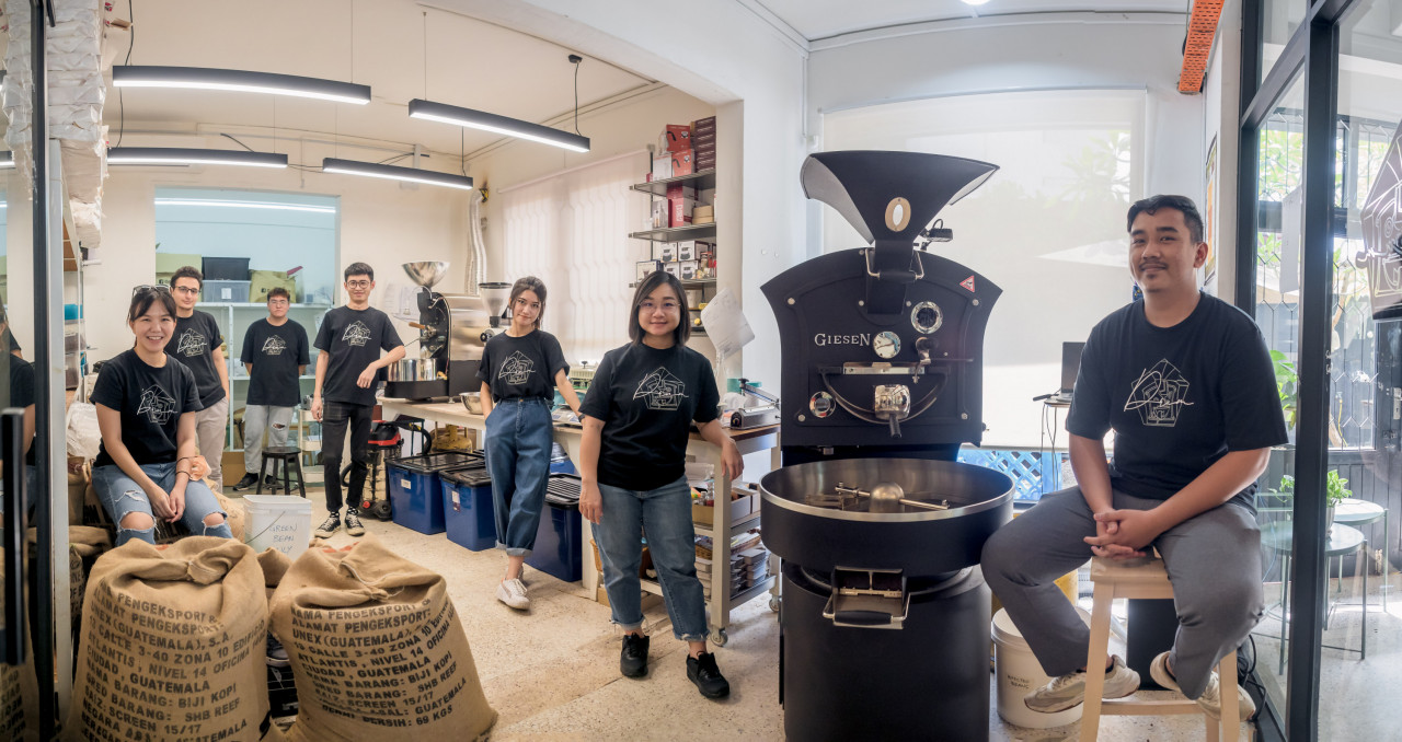 The Drum Coffee Roasters team in Kota Bharu, Kelantan. – Shopee pic