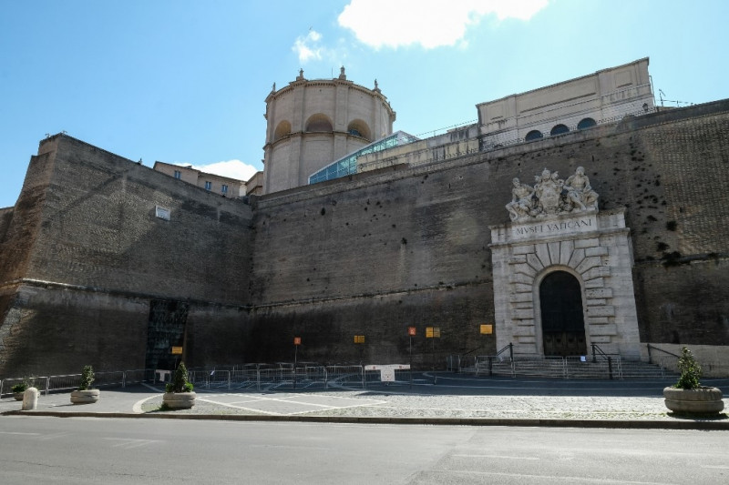Vatican Museums to reopen today after virus closure