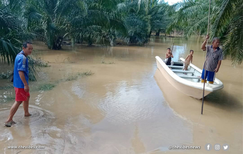44 Sabah roads flooded as rains continue