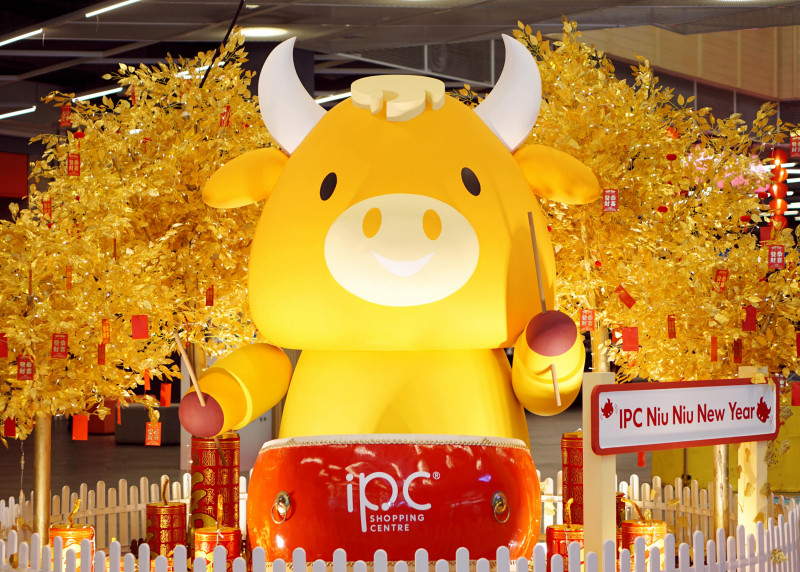 IPC Shopping Centre ushers in Lunar New Year with “Ox-mented” reality twist