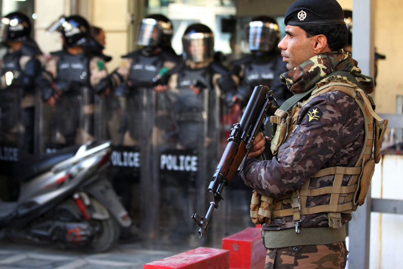 [UPDATED] Twin suicide blasts rip through Baghdad market, 20 killed