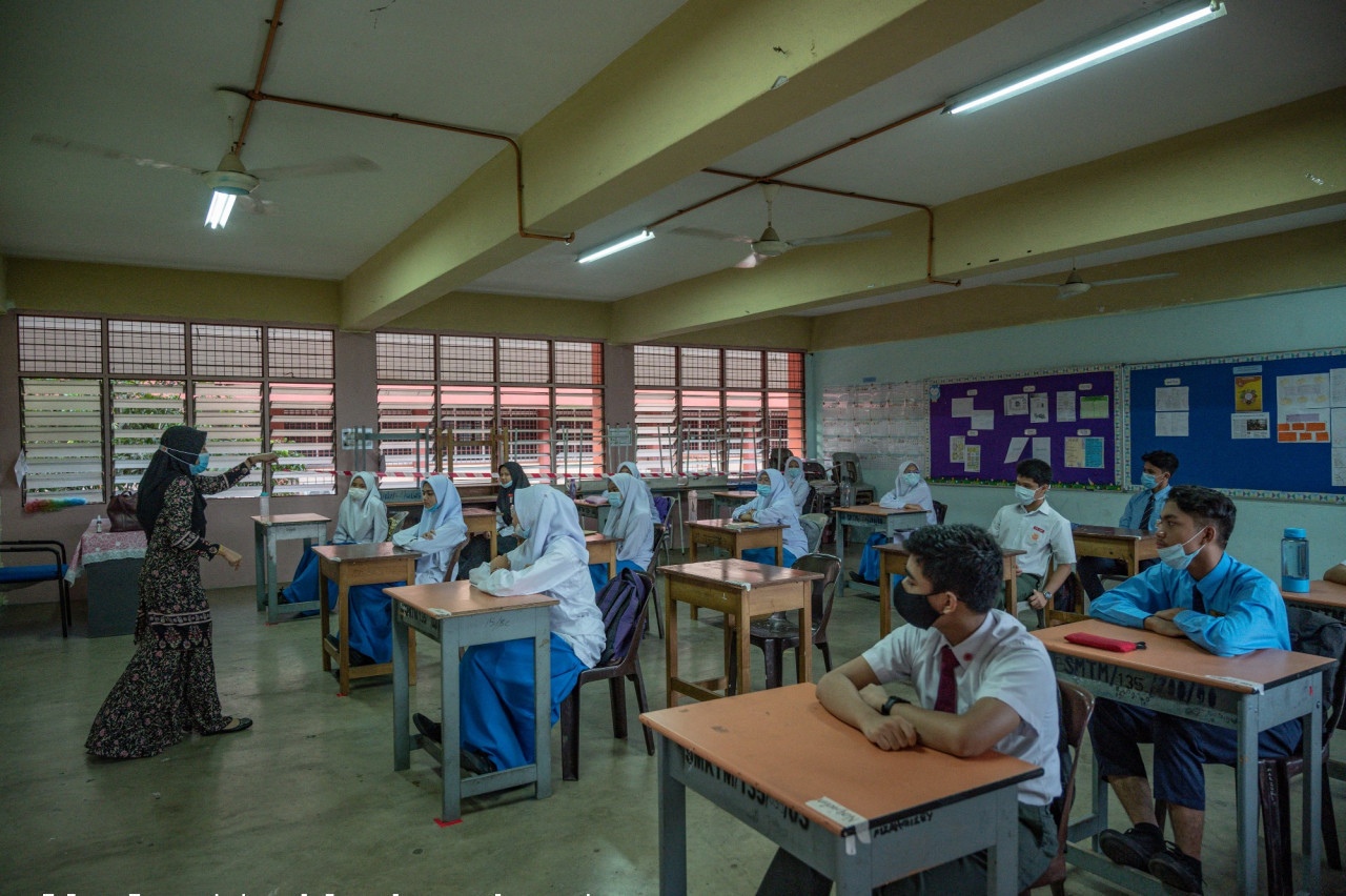 For the post-pandemic recovery phase, it is essential to restore the role of teachers as key actors in rebuilding more adaptive education systems that are resilient against future unprecedented events. – AFP pic