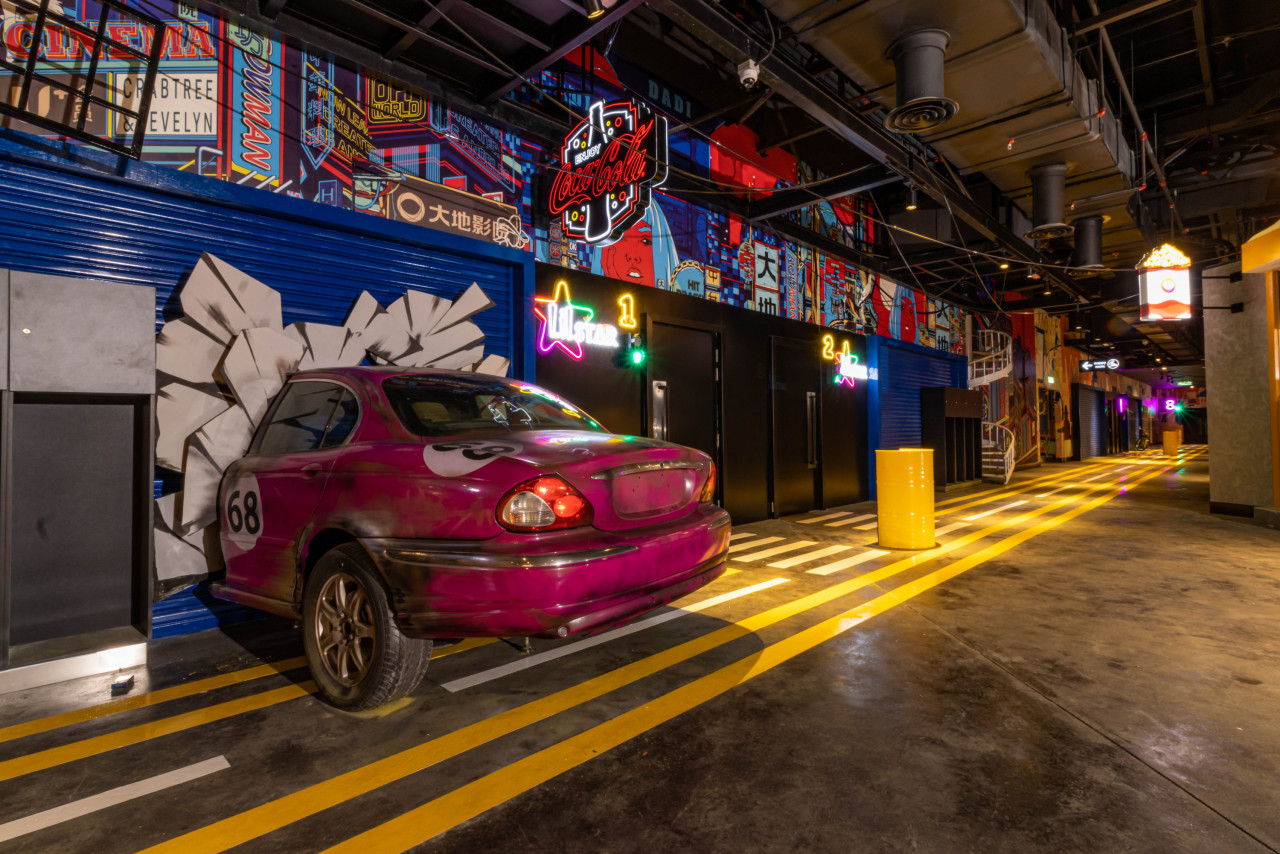 Dadi Cinema Da Men USJ foyer area. – Dadi Cinema pic