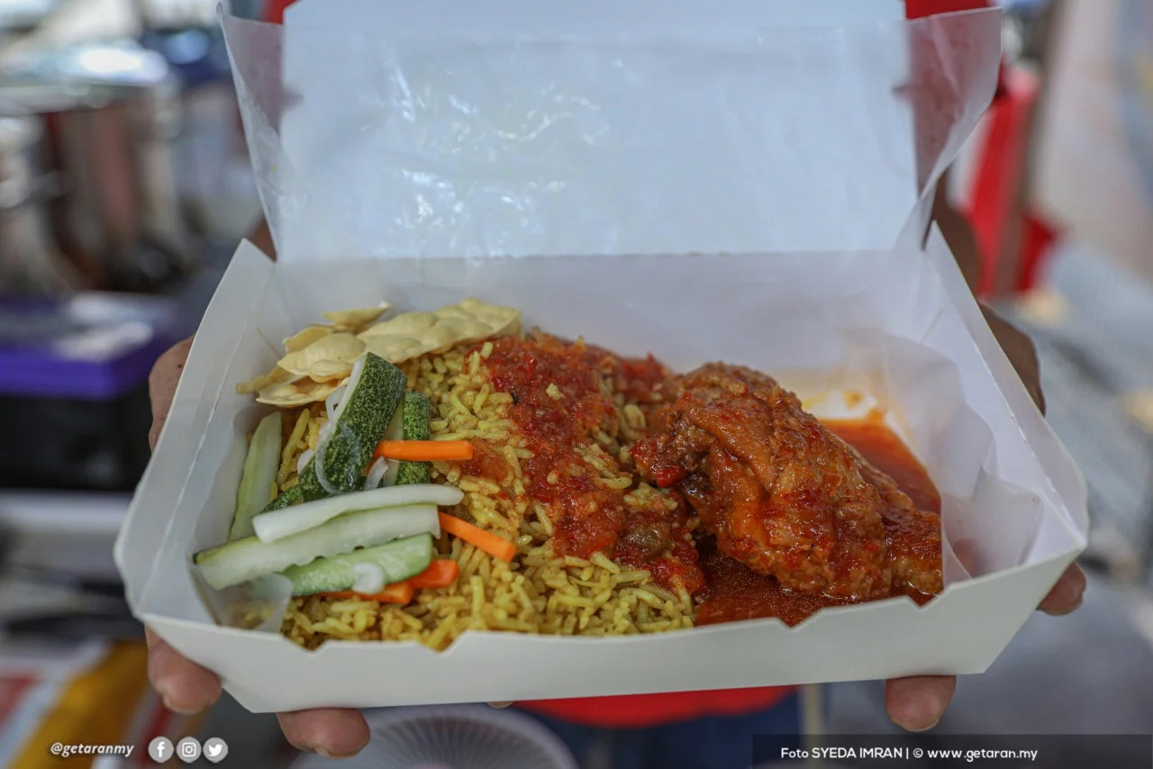 All the spices are brought in specially from Batu Pahat which is well known for its briyani. – Getaran pic