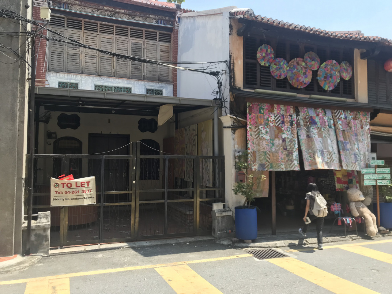A shop lot on Armenian Street with a 'to let' sign. – Pic by Rachel Yeoh