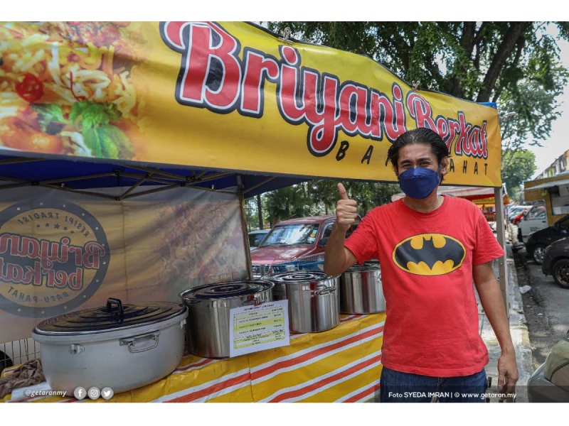 Zubir chose the franchise system as it was the best option for him. – Getaran pic