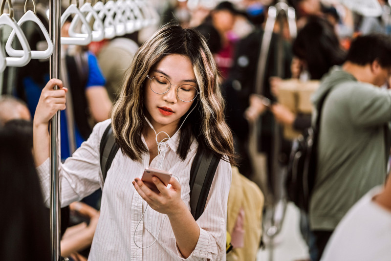 Why do young Gen Zers prefer TikTok to Instagram?