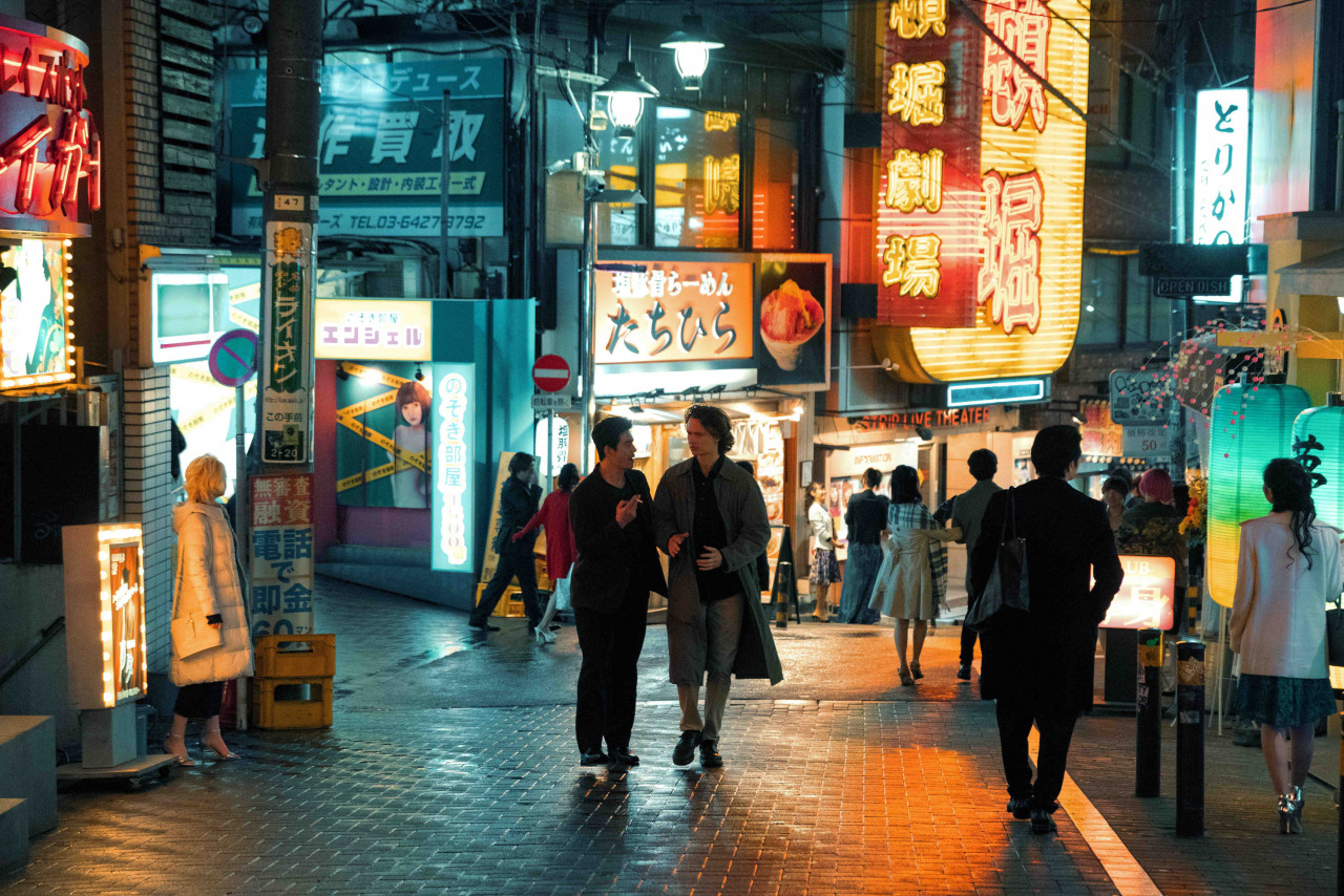 Ansel Elgort plays an expat who immerses himself in the Japanese criminal underworld. The Tokyo nightlife is a character in itself. – Pic courtesy of Warner Media