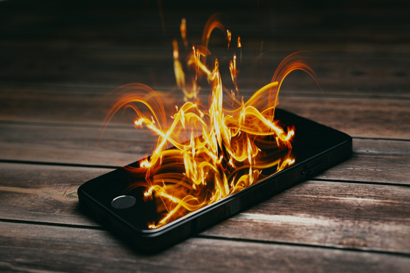 What to do if your smartphone’s overheating