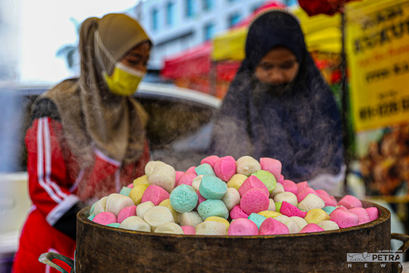 [PHOTOS] Variety, spice of life at Ramadan bazaars