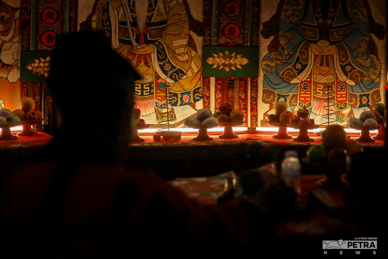 The seventh month of the lunar year is the Hungry Ghost month, where the gates of hell are opened, releasing spirits and ghosts from the underworld. – SYEDA IMRAN/The Vibes pic