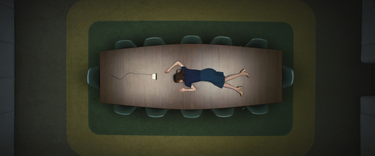 Britt Lower plays Helly. The newest employee on the severed floor of Lumon has a rude awakening. – Pic courtesy of Apple
