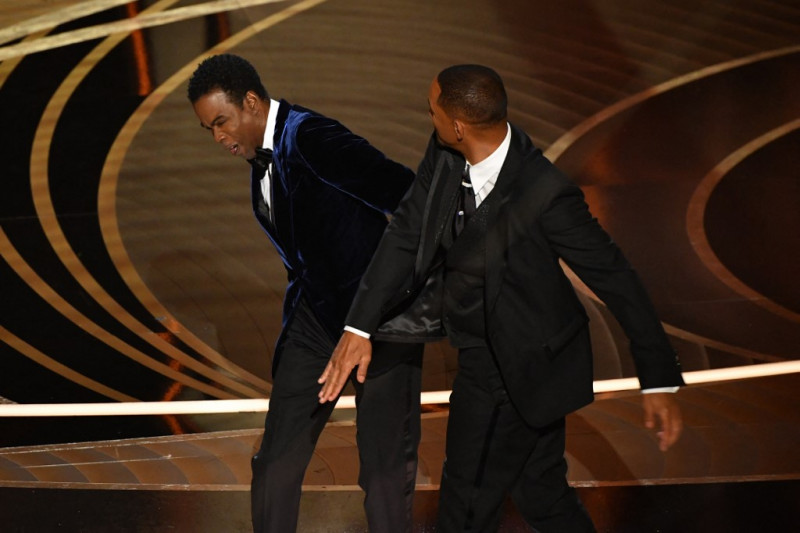 [UPDATED] Will Smith slaps Chris Rock in viral Oscars moment