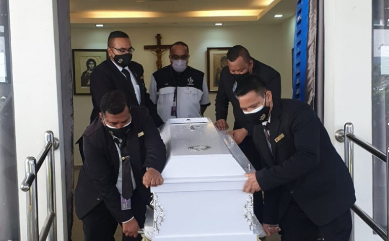 The funeral director who stared at death in the face