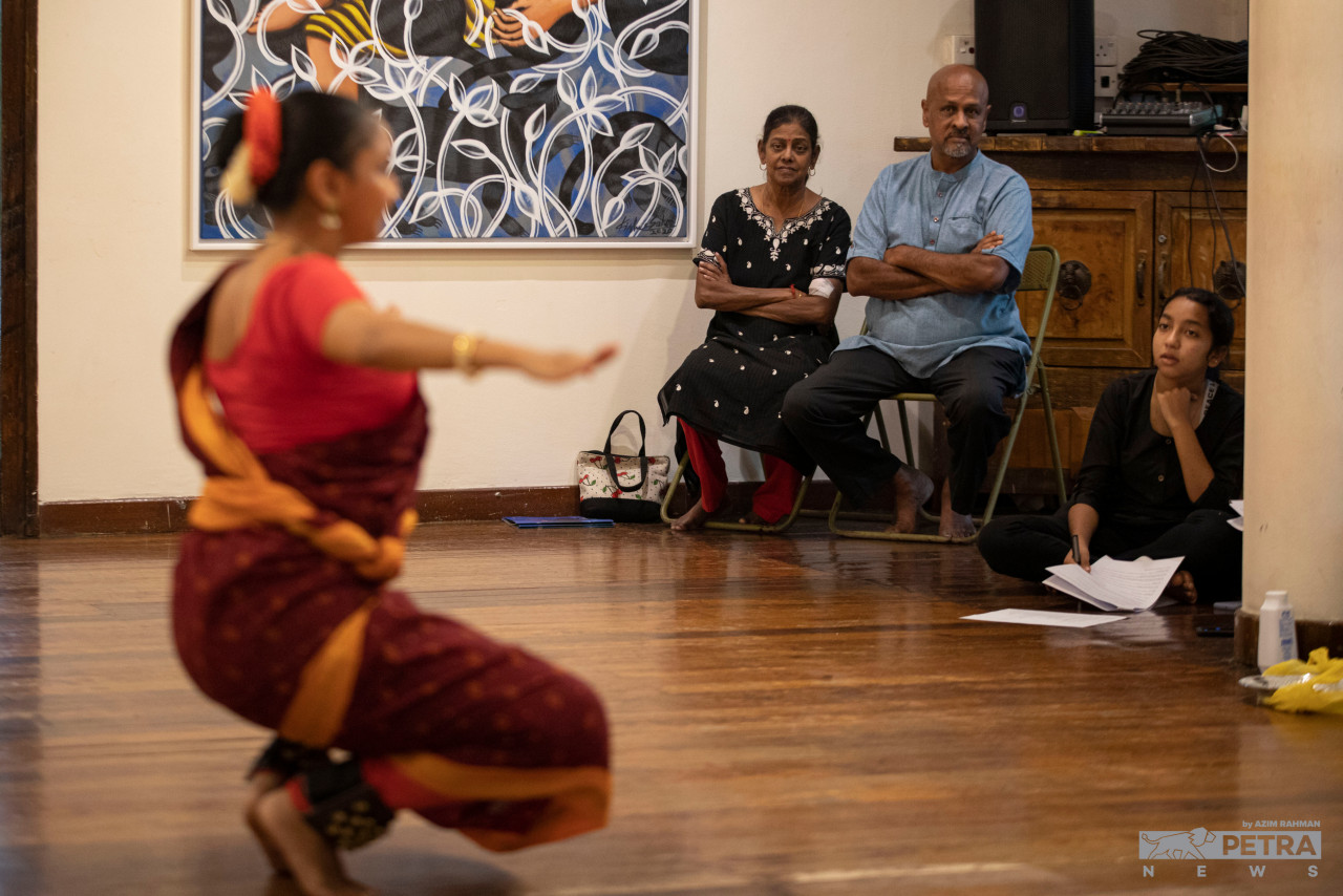 Kirthana at Sutra House in Titiwangsa during rehearsals ahead of tonight’s performance. – AZIM RAHMAN/The Vibes pic