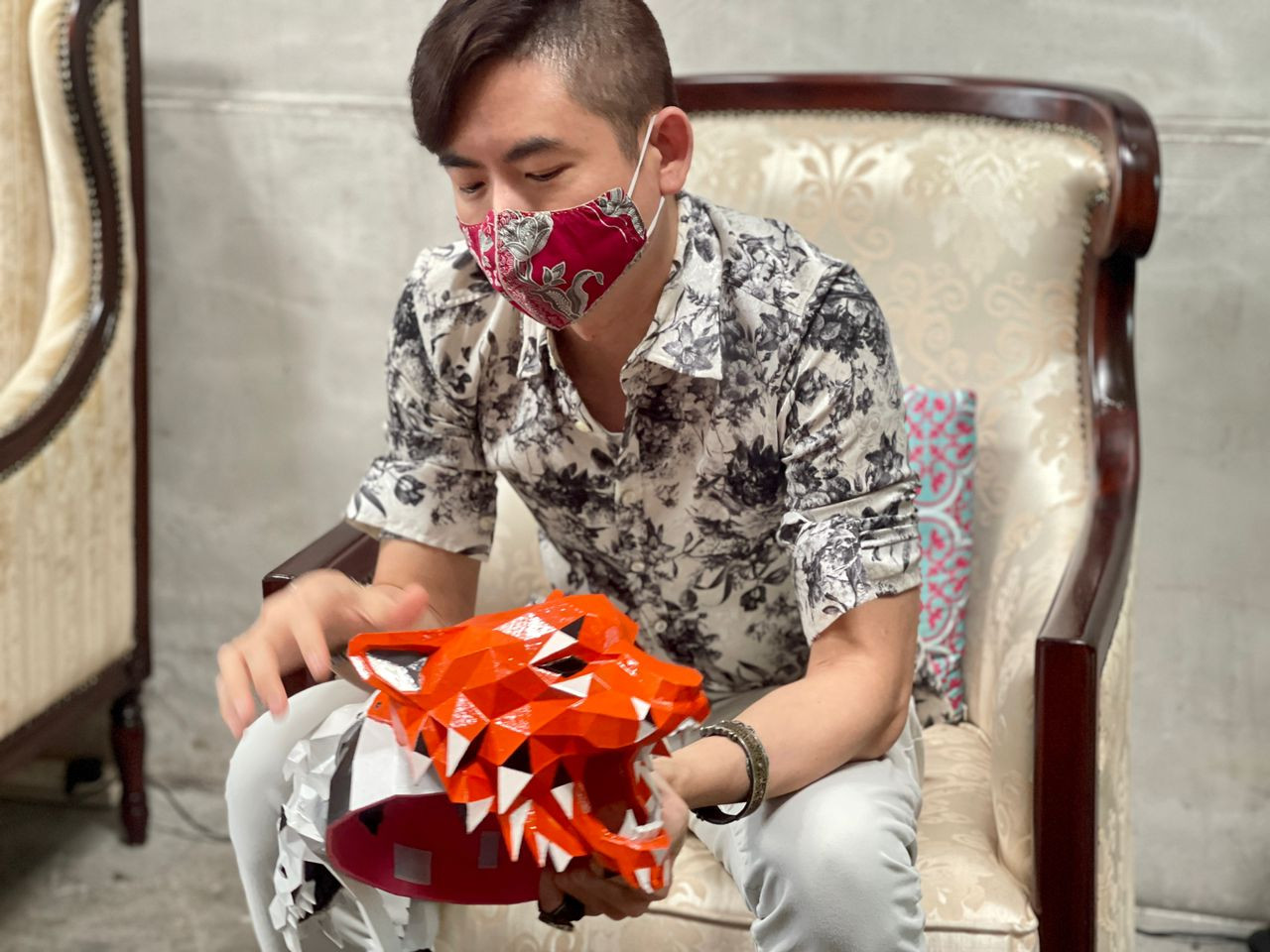 Khang Nanyao describing the 3D printing process behind the various headgears of the costumes. – KALASH NANDA KUMAR/The Vibes pic