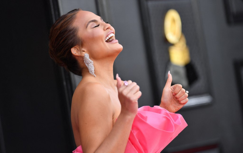 Chrissy Teigen, John Legend announce pregnancy two years after miscarriage