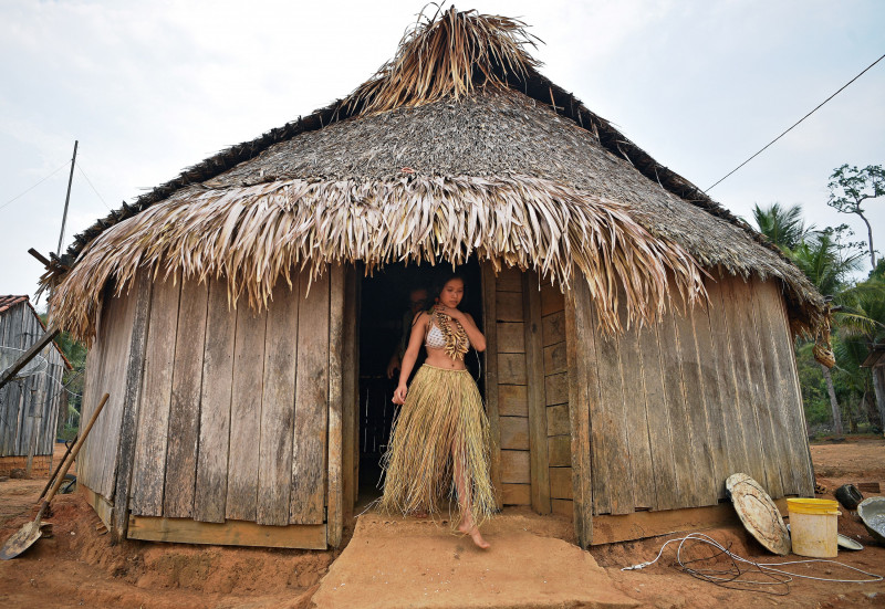 Amazon tribe go behind the camera in Nat Geo film ‘The Territory’