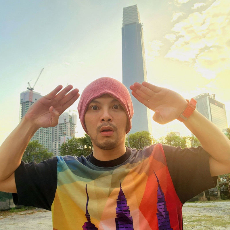 Rapper Namewee releases new music video poking fun at politicians 