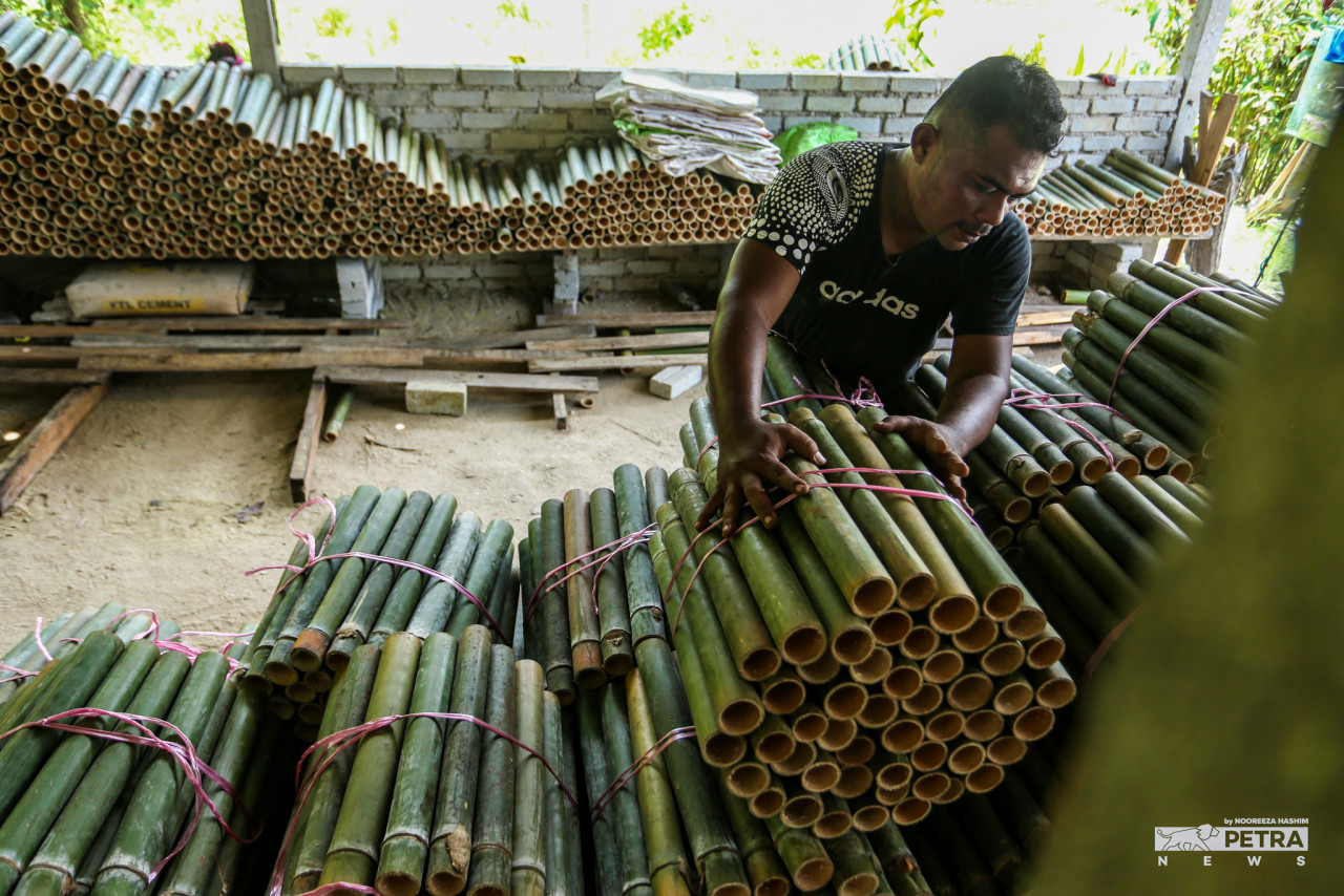 This year, the demand for lemang bamboo is quite high. – NOOREEZA HASHIM/The Vibes pic, May 9, 2022