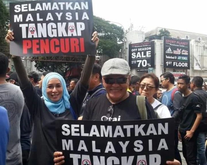 Though more than 4,000 km from home, Nora is still a reformist at heart, though disheartened by Pakatan's infighting when in power. – Facebook pic