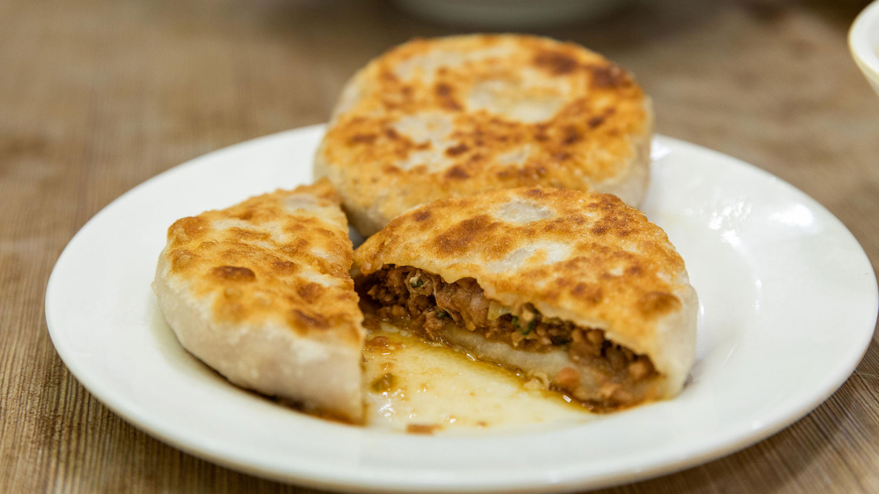 The beef bun from Islam Food Kowloon City. – HKTB pic