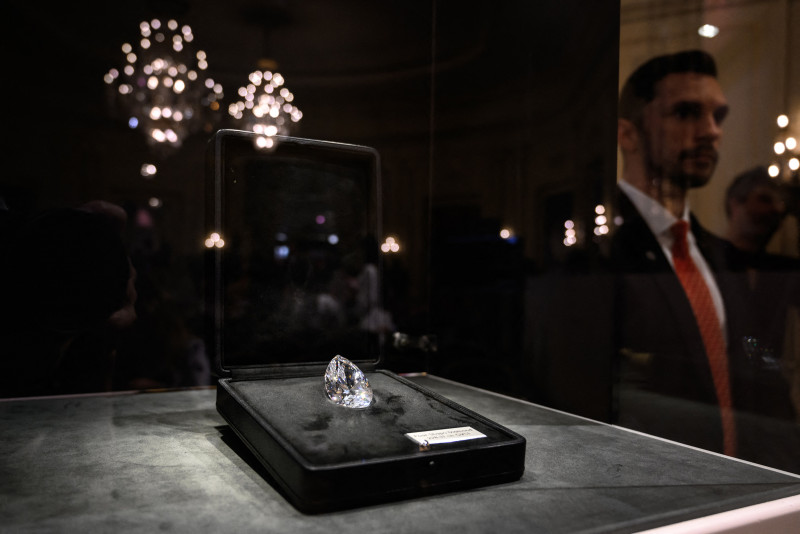 Biggest white diamond ever auctioned fetches US$18.8 mil