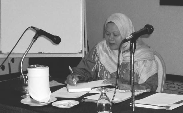 National laureate Zaharah Nawawi dies