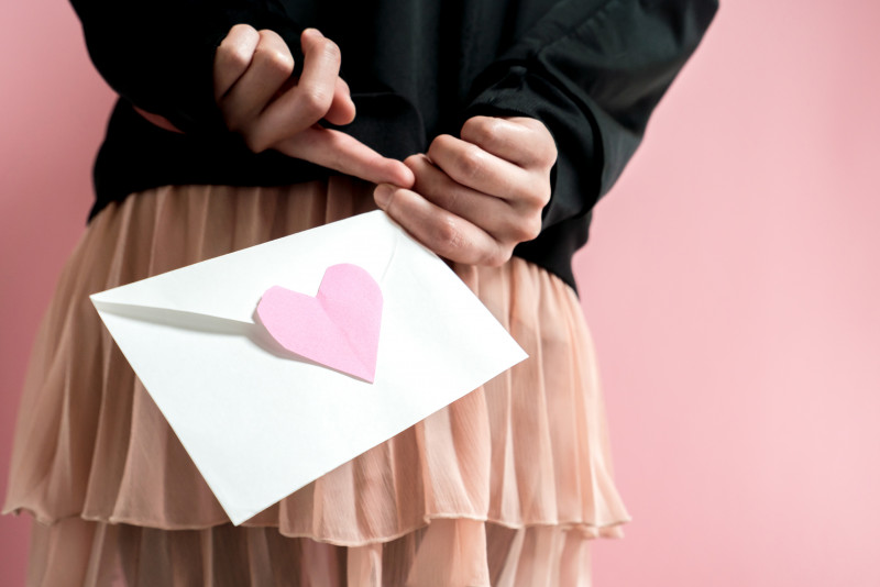 Yours sincerely: singles charmed by Japan letter-writing scheme