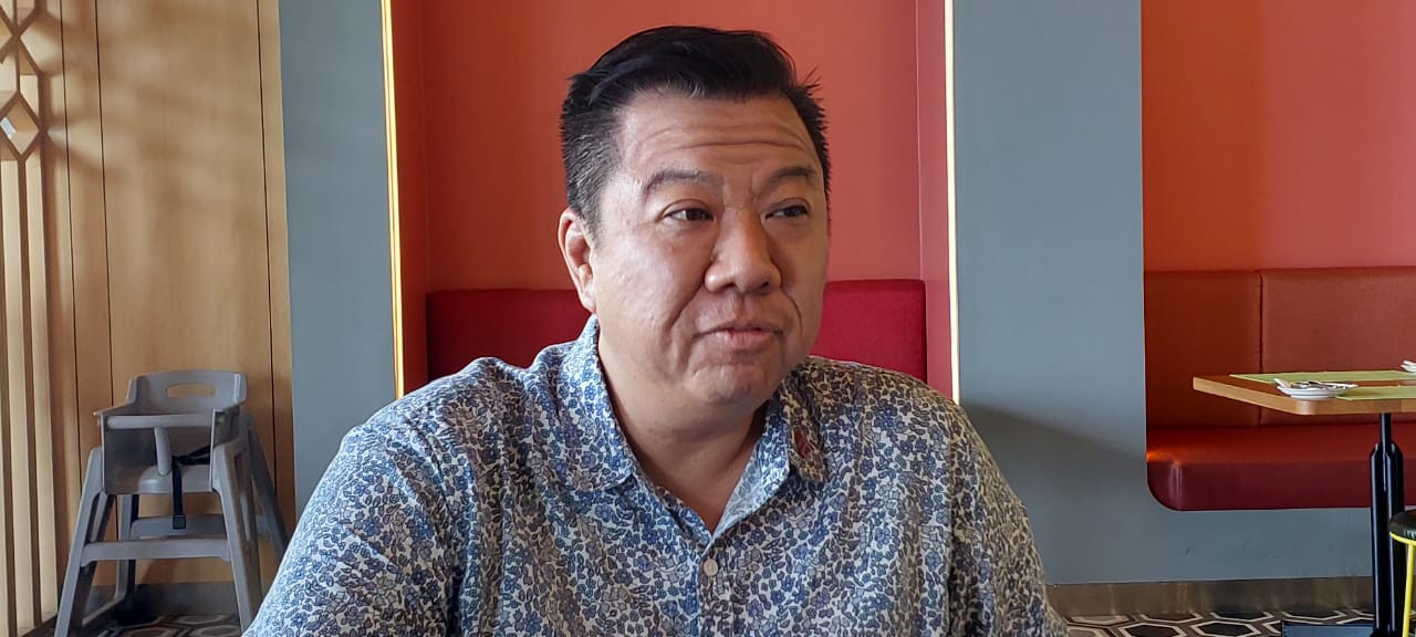 Chua delving into the spirit of patriotism among Malaysians overseas. – Ian McIntyre pic