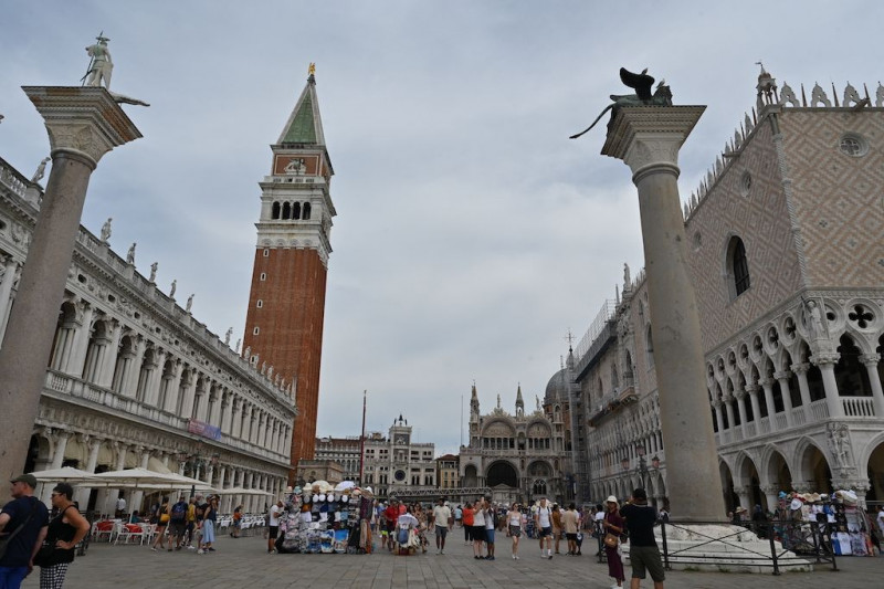 Unesco recommends putting Venice on heritage danger list